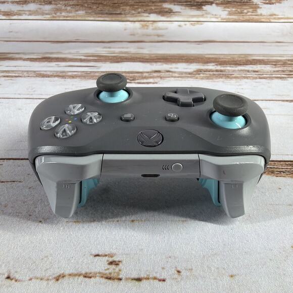 Xbox One Wireless Controller Model 1708 Grey Blue Teal Missing Battery Cover - Picture 4 of 7